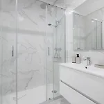 Coastal Apartment *